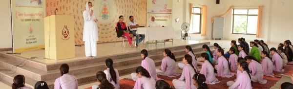 तीन दिवसीय व्यक्तित्व विकास शिविर का आयोजन