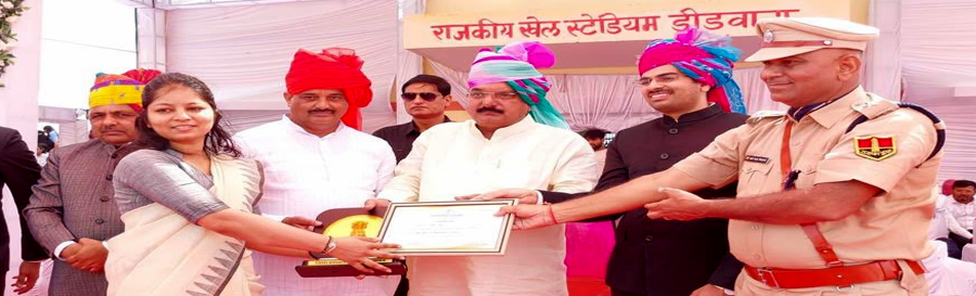 उत्कृष्ट लेखन, साहित्य, शिक्षा में नवाचार के लिए डॉ. लिपि जैन जिला स्तर पर सम्मानित